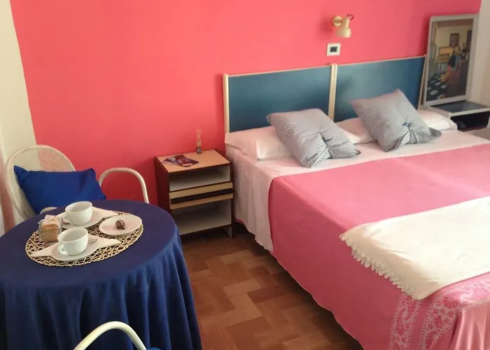 New Enea Отель Римини