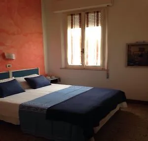 New Enea Hotel 2*